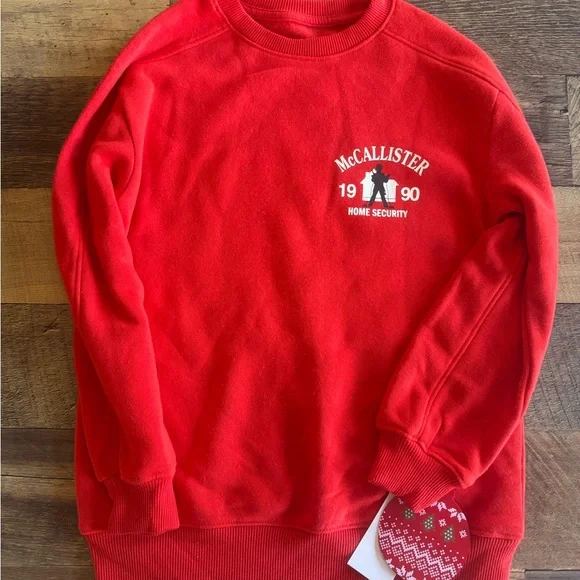 NWT Home Alone Kid’s Sweatshirt - Picture 2 of 3